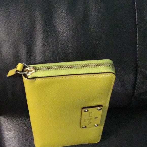 Kate Spade Wallet - Picture 8 of 8